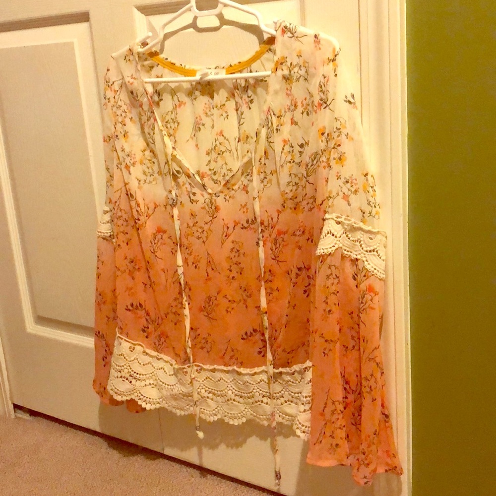 TAYLOR AND SAGE SHEER TOP!